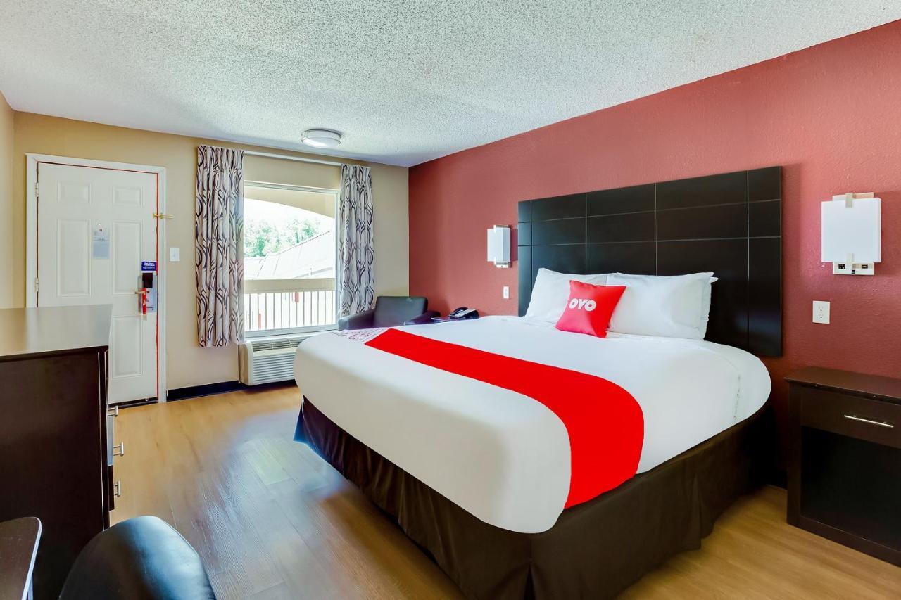 Oyo Hotel Tyler Northwest Mineola Hwy Buitenkant foto