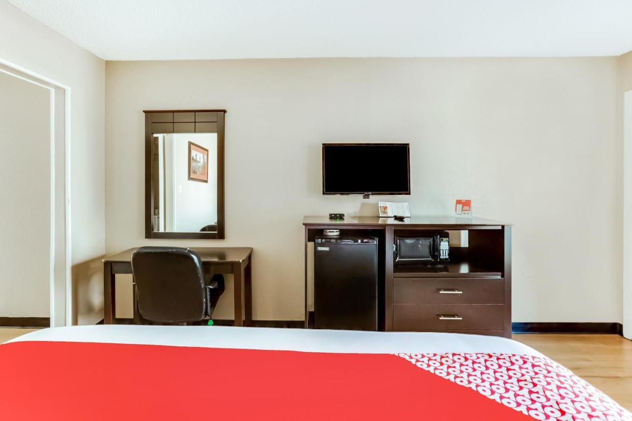 Oyo Hotel Tyler Northwest Mineola Hwy Buitenkant foto