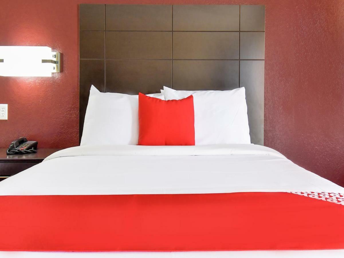 Oyo Hotel Tyler Northwest Mineola Hwy Buitenkant foto